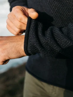 Discount Finisterre Men's Barents Sweater Indigo
