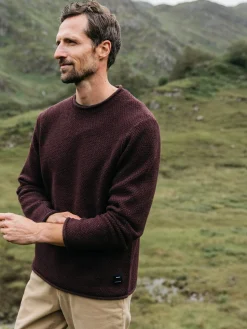 Store Finisterre Men's Barents Sweater BlackCherry