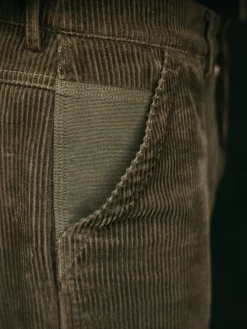 Fashion Finisterre Men's Basset Cord Trouser Olive