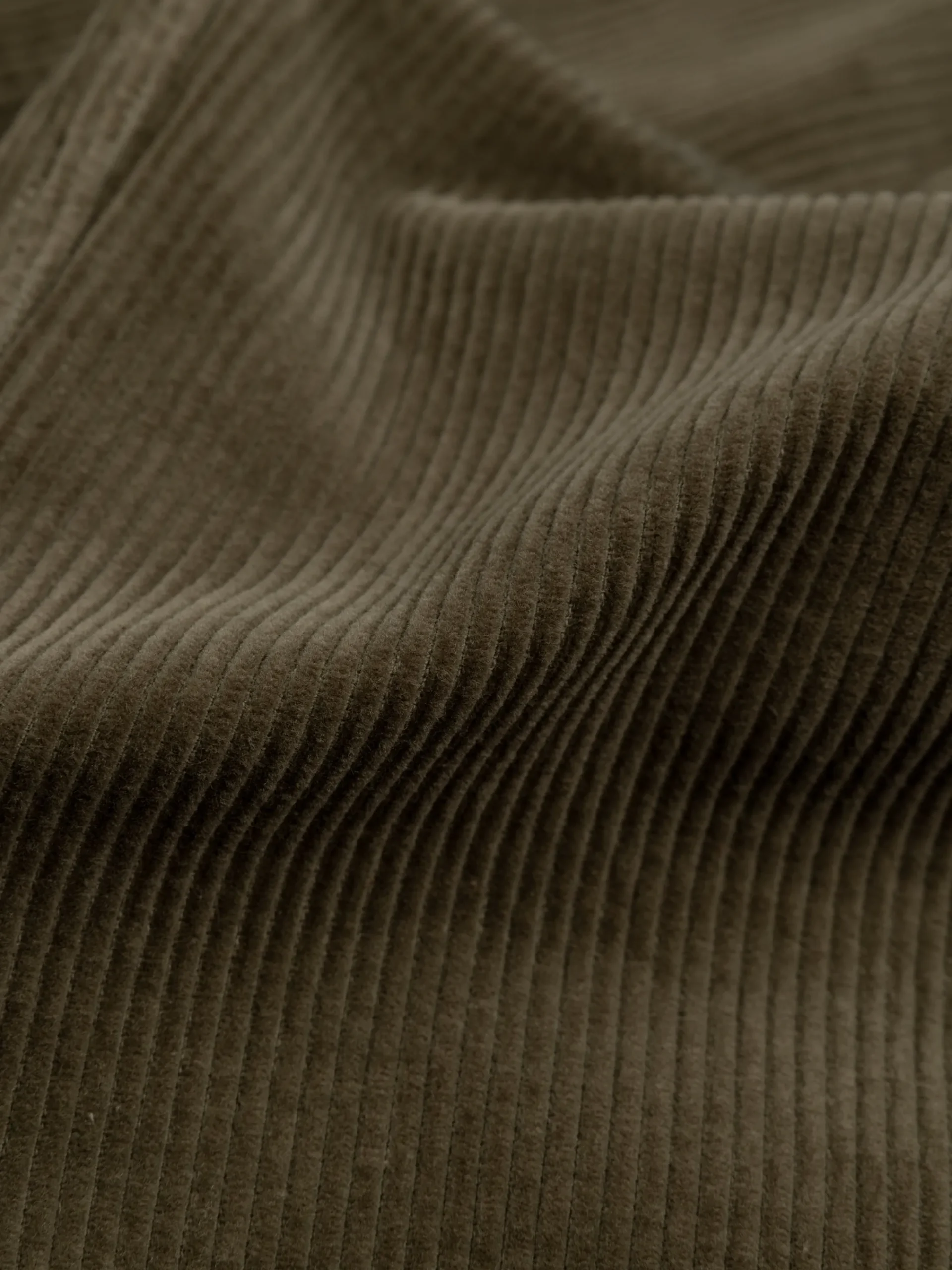Fashion Finisterre Men's Basset Cord Trouser Olive