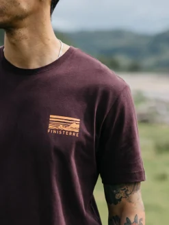 Online Finisterre Men's Cape T-Shirt BlackCherry