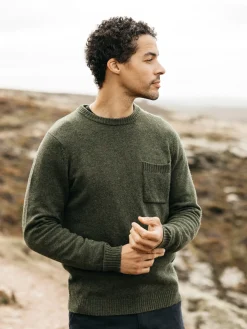 Clearance Finisterre Men's Cavan Pocket Knit Sweater Olive