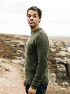 Clearance Finisterre Men's Cavan Pocket Knit Sweater Olive