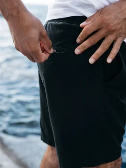 Online Finisterre Men's Eaton Shorts Black
