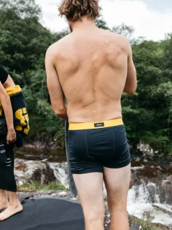 Fashion Finisterre Men's Eddy 2.0 Merino Wool Boxers Navy/Manuka