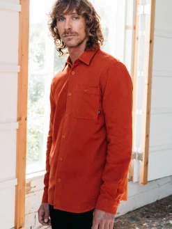 Hot Finisterre Men's Gylly Shirt DarkRosewood