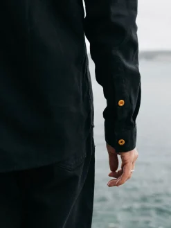 New Finisterre Men's Gylly Shirt Black