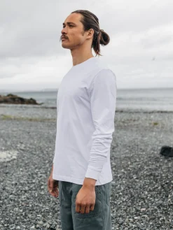 Discount Finisterre Men's Harlyn Long Sleeve T-Shirt White