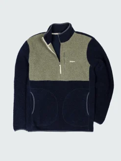Shop Finisterre Men's Hegen 1/4 Zip Wool Fleece WillowGreen/Navy