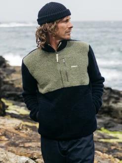 Shop Finisterre Men's Hegen 1/4 Zip Wool Fleece WillowGreen/Navy