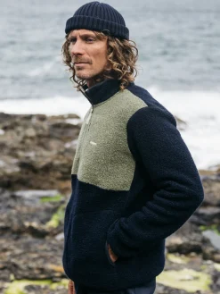 Shop Finisterre Men's Hegen 1/4 Zip Wool Fleece WillowGreen/Navy