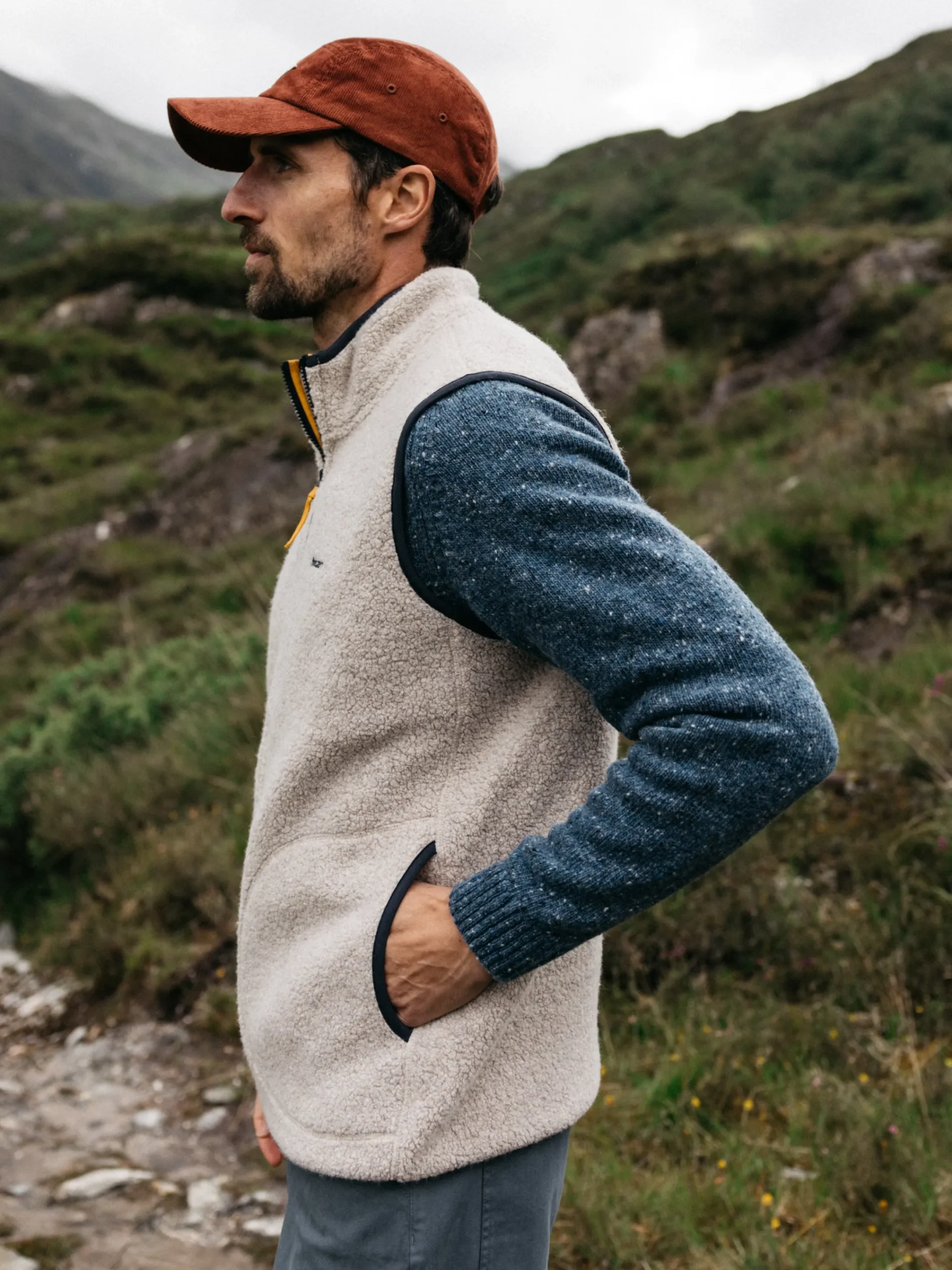 Clearance Finisterre Men's Hegen Wool Fleece Vest Oatmeal