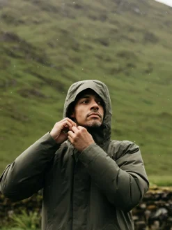 Sale Finisterre Men's Ignis Jacket Olive
