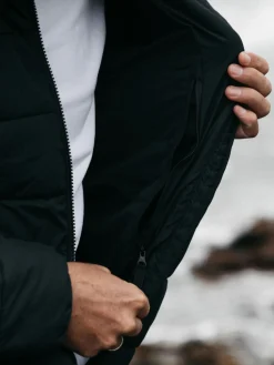 Hot Finisterre Men's Nebulas Insulated Jacket Black
