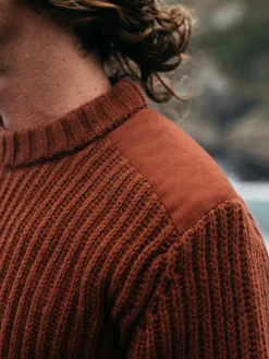 Fashion Finisterre Men's Needus Patched Crew Knit Sweater DarkRosewood