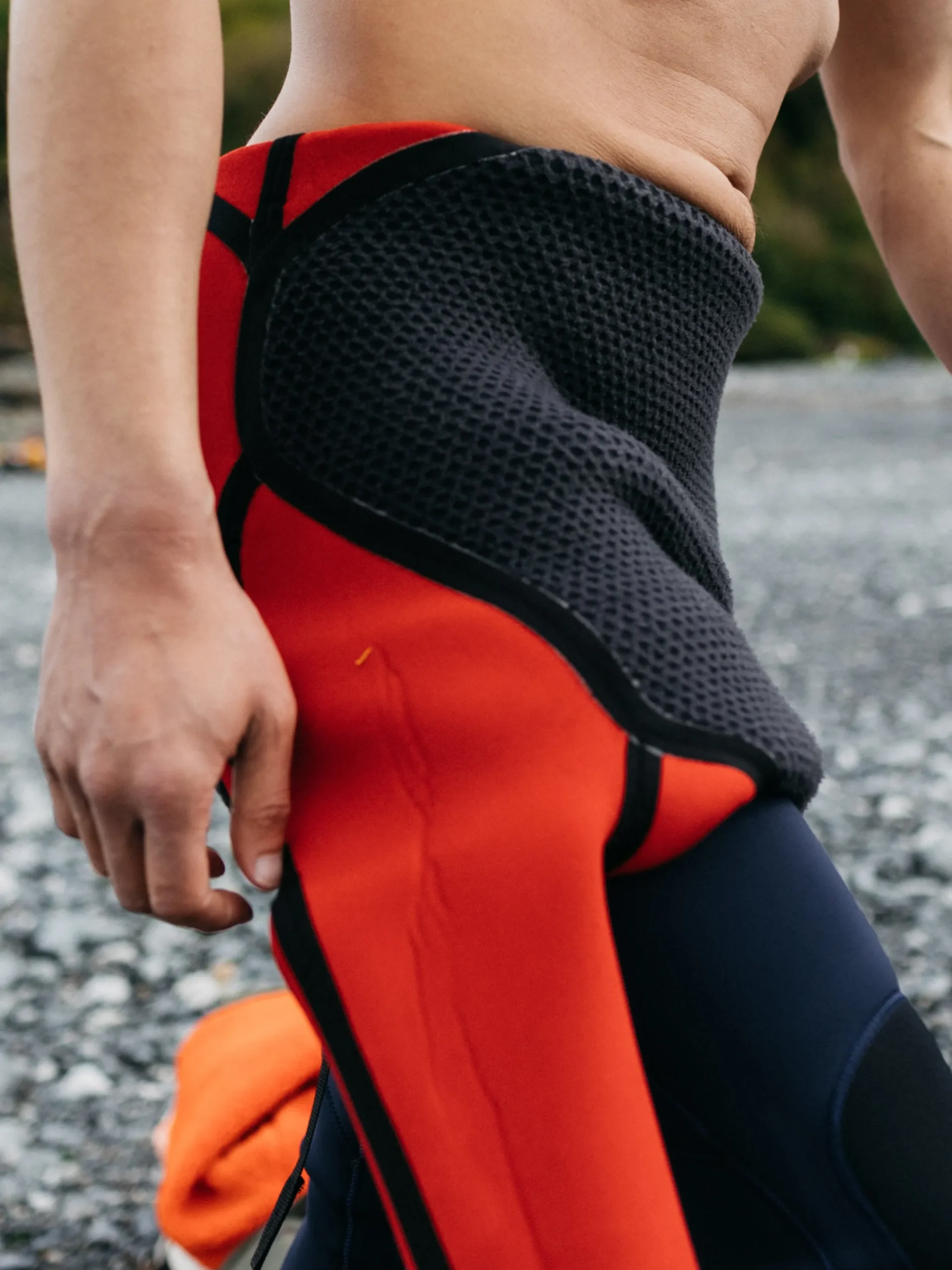 Flash Sale Finisterre Men's Nieuwland 5.5/4.5mm Yulex® Back Zip Wetsuit Ink
