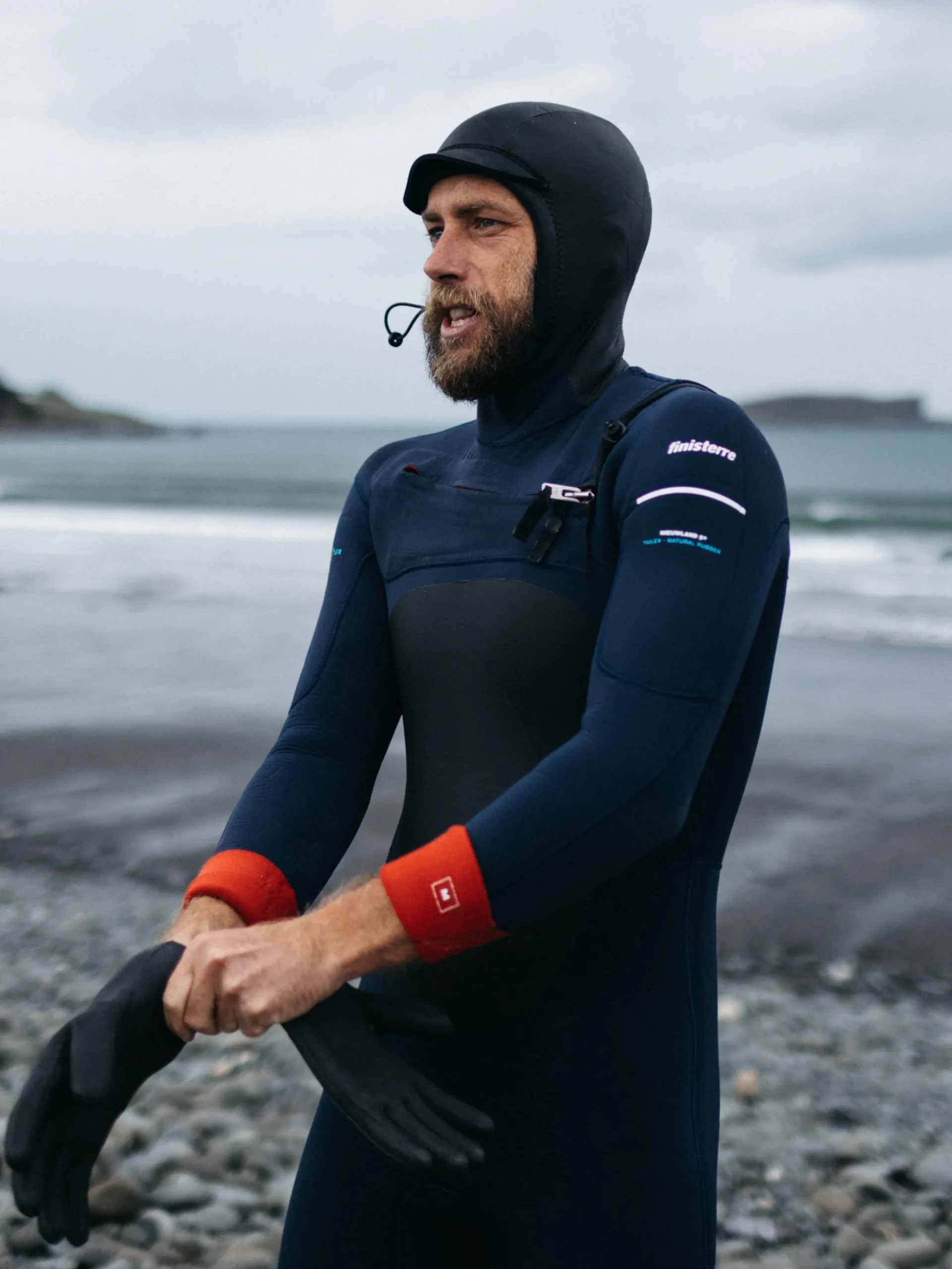 Hot Finisterre Men's Nieuwland 5.5/4.5mm Yulex® Chest Zip Hooded Wetsuit Ink