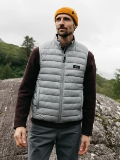 Hot Finisterre Men's Nimbus Insulated Vest Whale