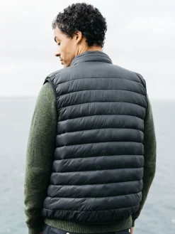 Online Finisterre Men's Nimbus Insulated Vest Black