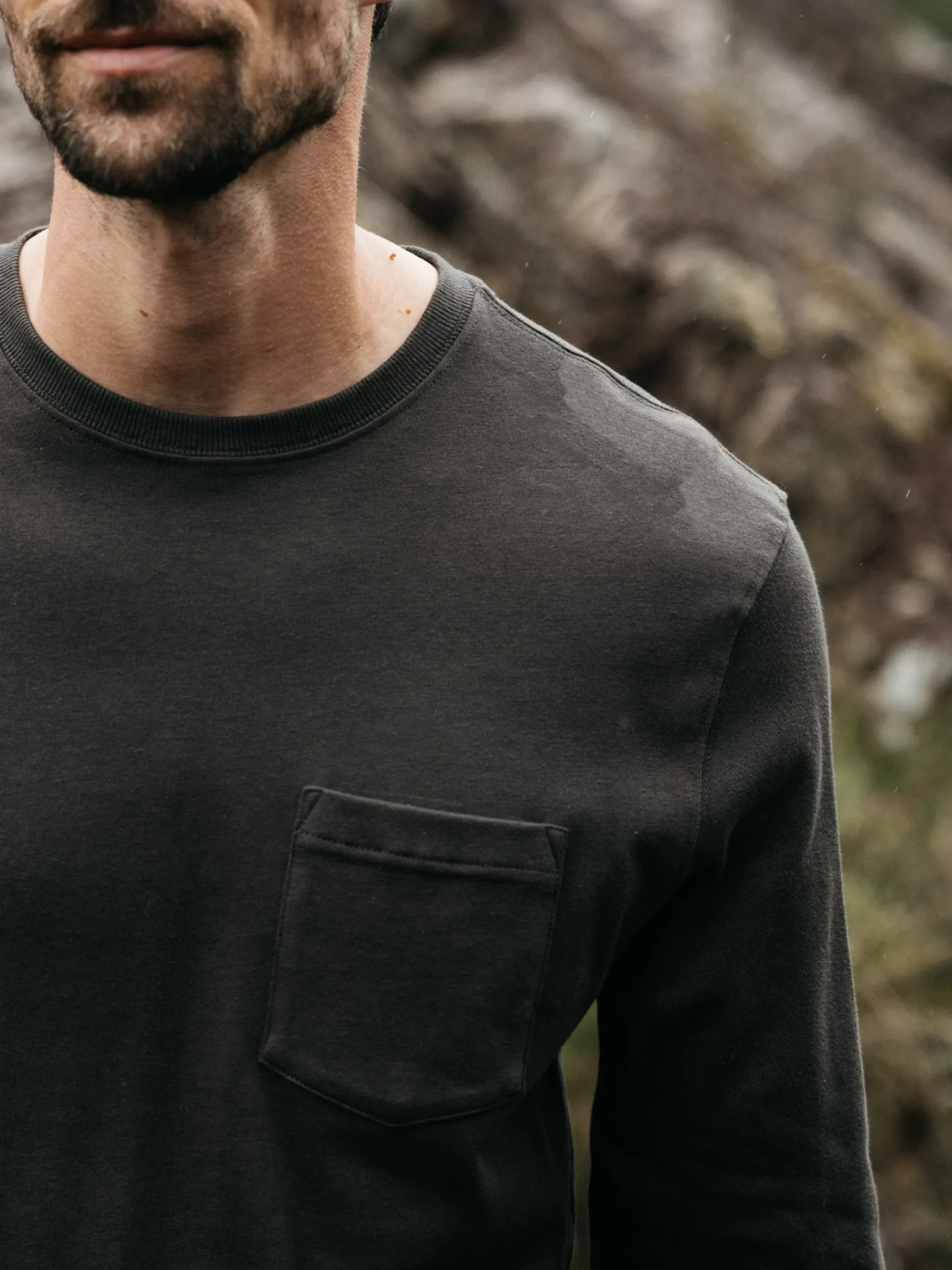 Cheap Finisterre Men's Orca Recycled Pocket Long Sleeve T-Shirt RavenBlack