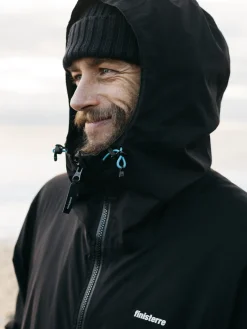 Fashion Finisterre Men's Rainbird Waterproof Jacket Black