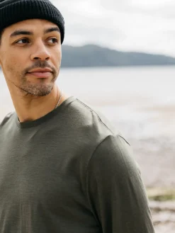 Hot Finisterre Men's Seeker Merino Long Sleeve T-Shirt Olive