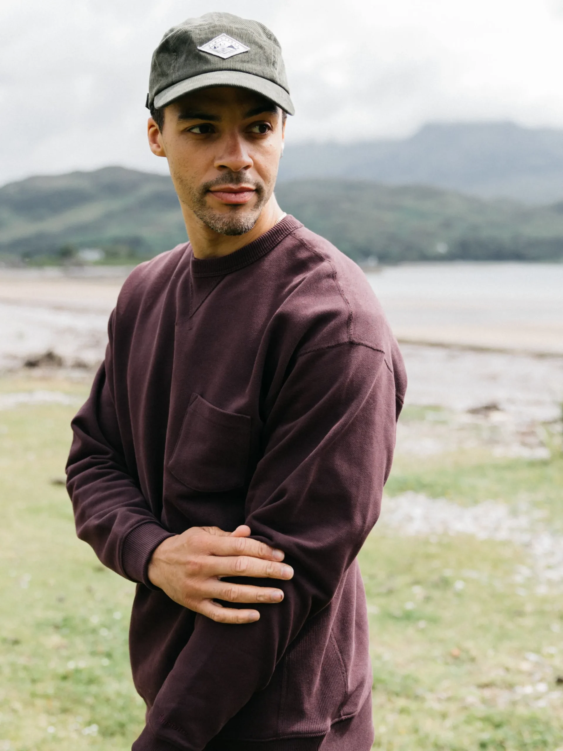 New Finisterre Men's Serpentine Sweatshirt BlackCherry