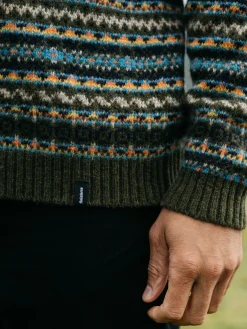 New Finisterre Men's Shetland Fair Isle Sweater Multi