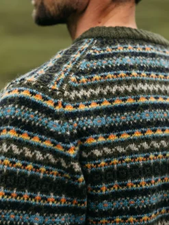 New Finisterre Men's Shetland Fair Isle Sweater Multi