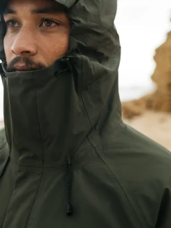 Hot Finisterre Men's Skybird Waterproof Jacket Olive