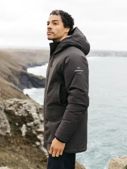 Outlet Finisterre Men's Vellus Parka Jacket Raven