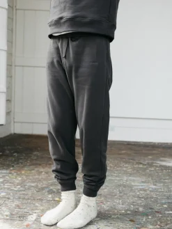 Best Finisterre Men's Zawn Jogger Raven