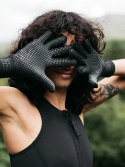 Best Finisterre Nieuwland 2mm Yulex® Gloves Black