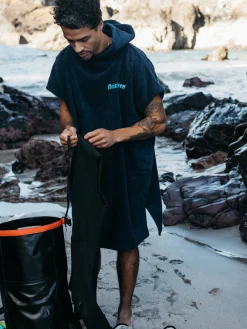 Store Finisterre Vean Changing Robe