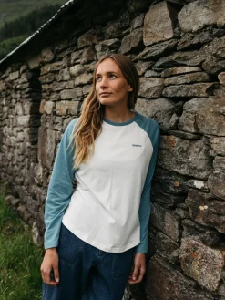 Clearance Finisterre Women's Bailey Long Sleeve T-Shirt Ecru/OceanStorm