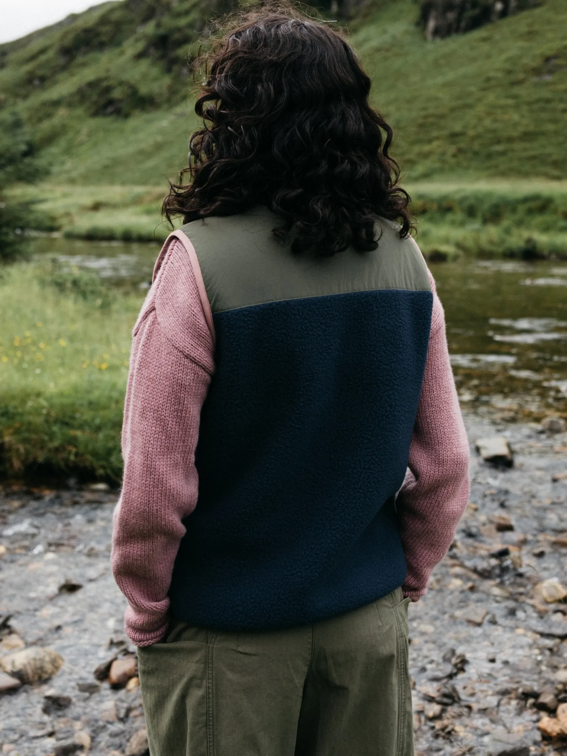 Sale Finisterre Women's Bolster Fleece Vest Navy/Olive