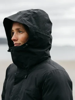 Fashion Finisterre Women's Caelus Waterproof Parka Black