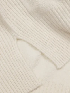 New Finisterre Women's Cavan Ribbed Knit Sweater Ecru