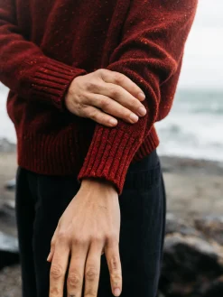 Flash Sale Finisterre Women's Farne Crew Neck Knit Jumper BerryRed