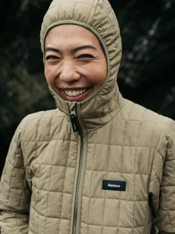 Best Sale Finisterre Women's Firecrest Hooded Jacket WillowGreen
