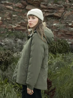 Best Finisterre Women's Ignis Jacket Olive