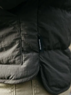 Shop Finisterre Women's Lapwing Insulated Jacket Raven