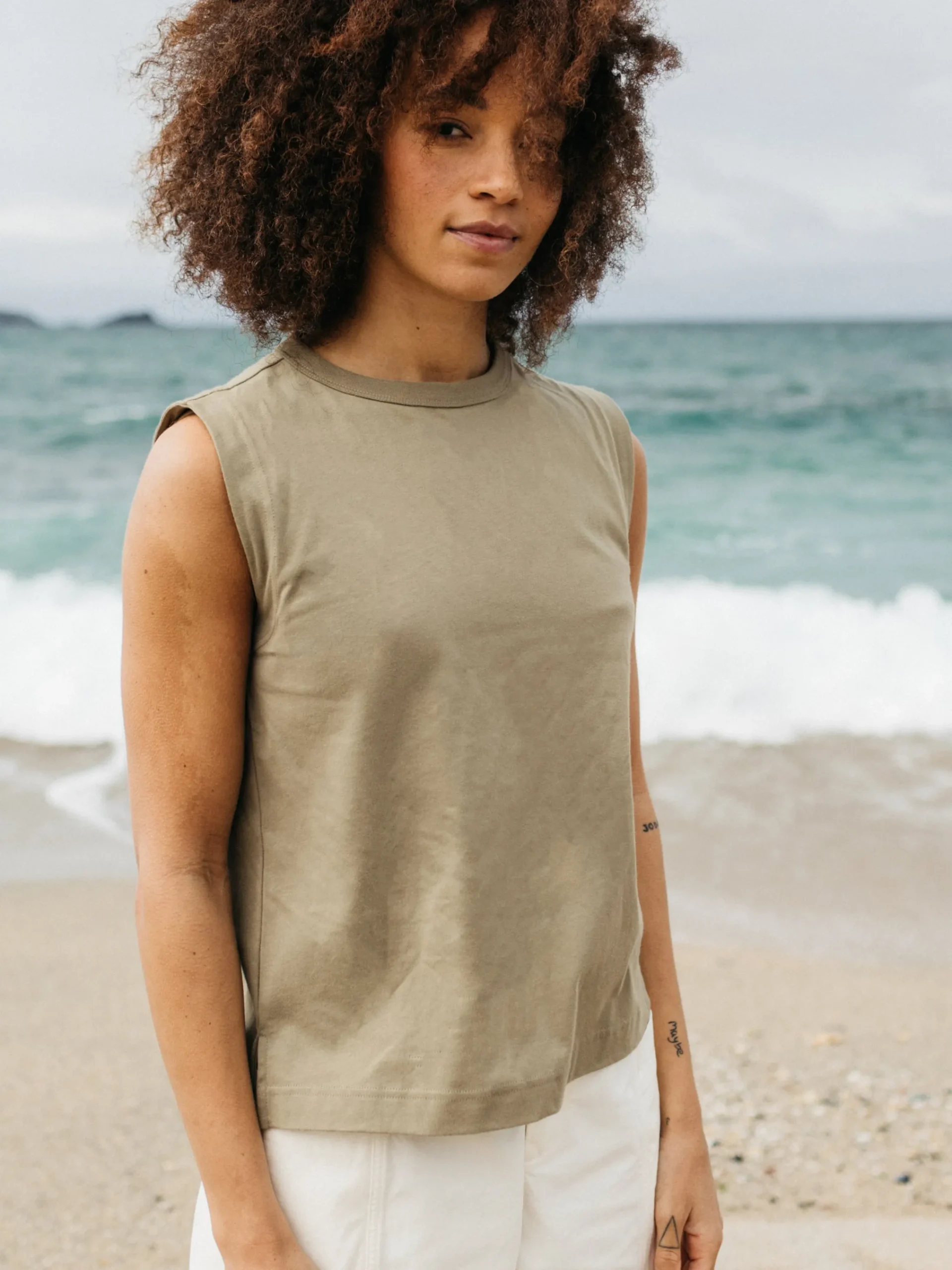 Best Sale Finisterre Women's Meskel Vest WillowGreen