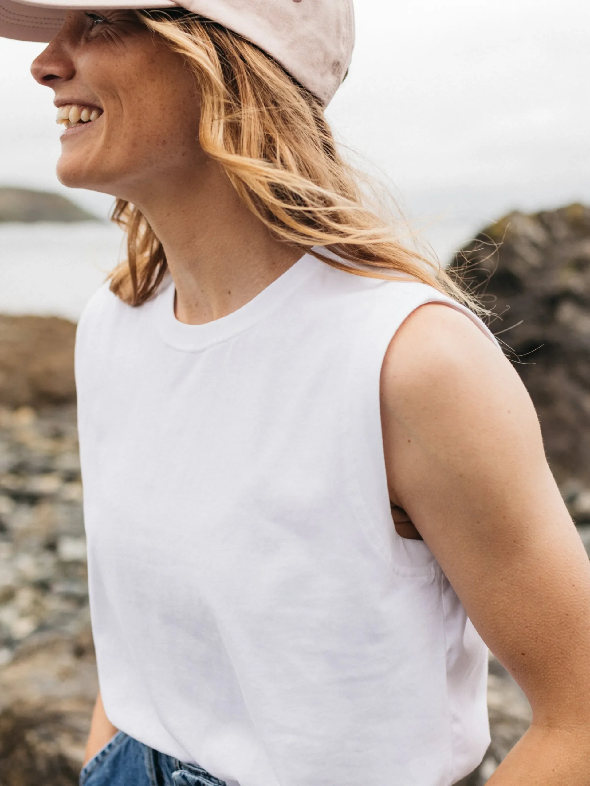 Cheap Finisterre Women's Meskel Vest White