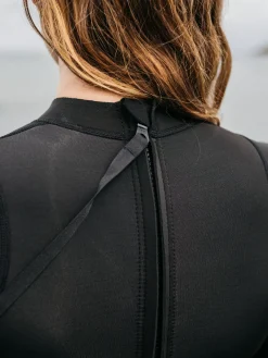 Cheap Finisterre Women's Nieuwland 2mm Yulex® Long Sleeve Spring Suit Black