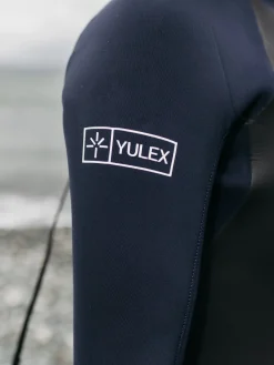 Sale Finisterre Women's Nieuwland 5.5/4.5mm Yulex® Back Zip Wetsuit Ink