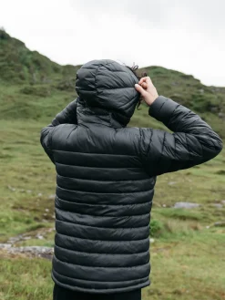 Fashion Finisterre Women's Nimbus Hooded Jacket Black