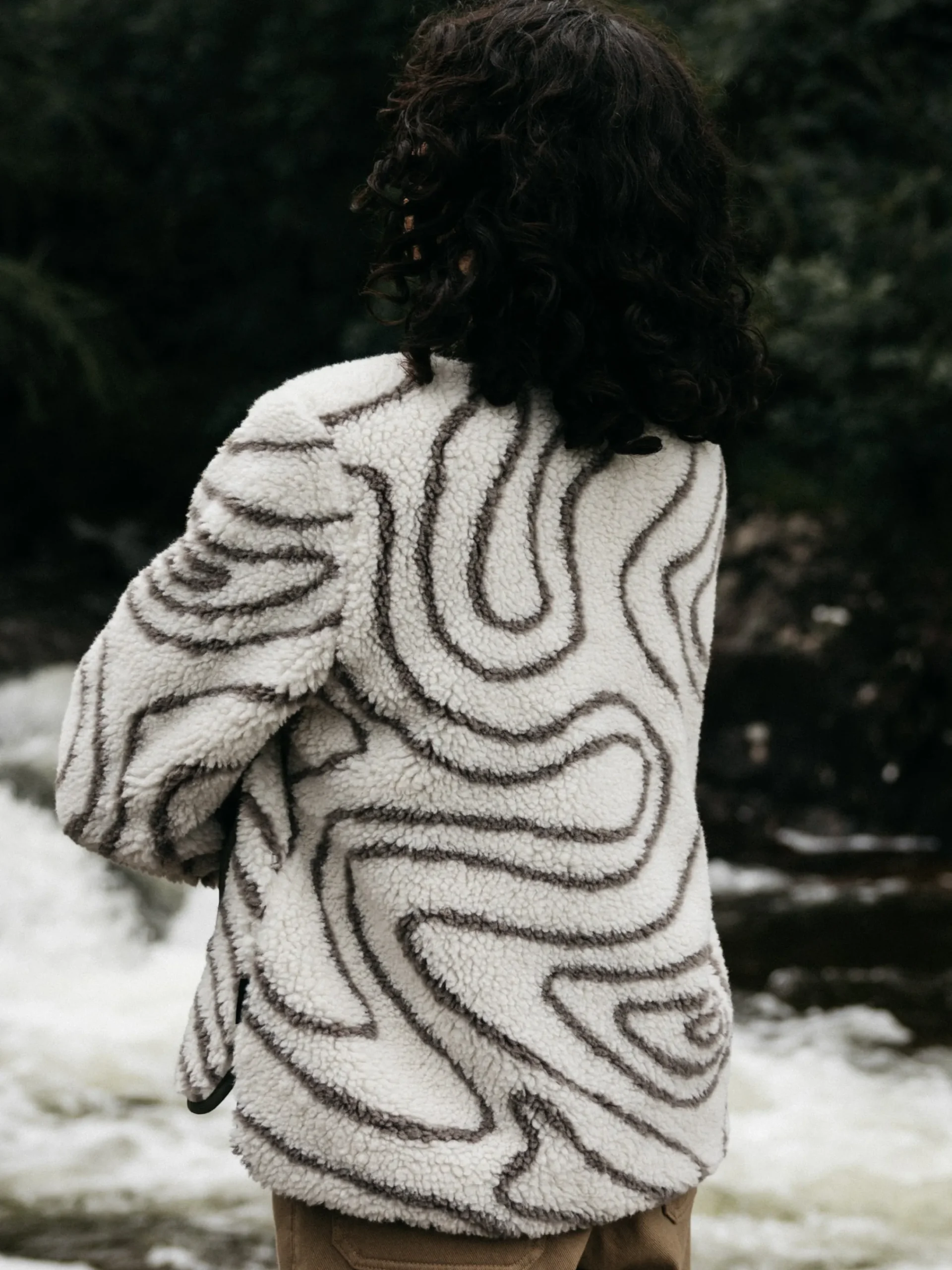 Store Finisterre Women's Orsik Fleece Printed Jacket ContourPrint