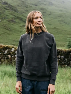 Shop Finisterre Women's Serpentine Sweatshirt RavenBlack