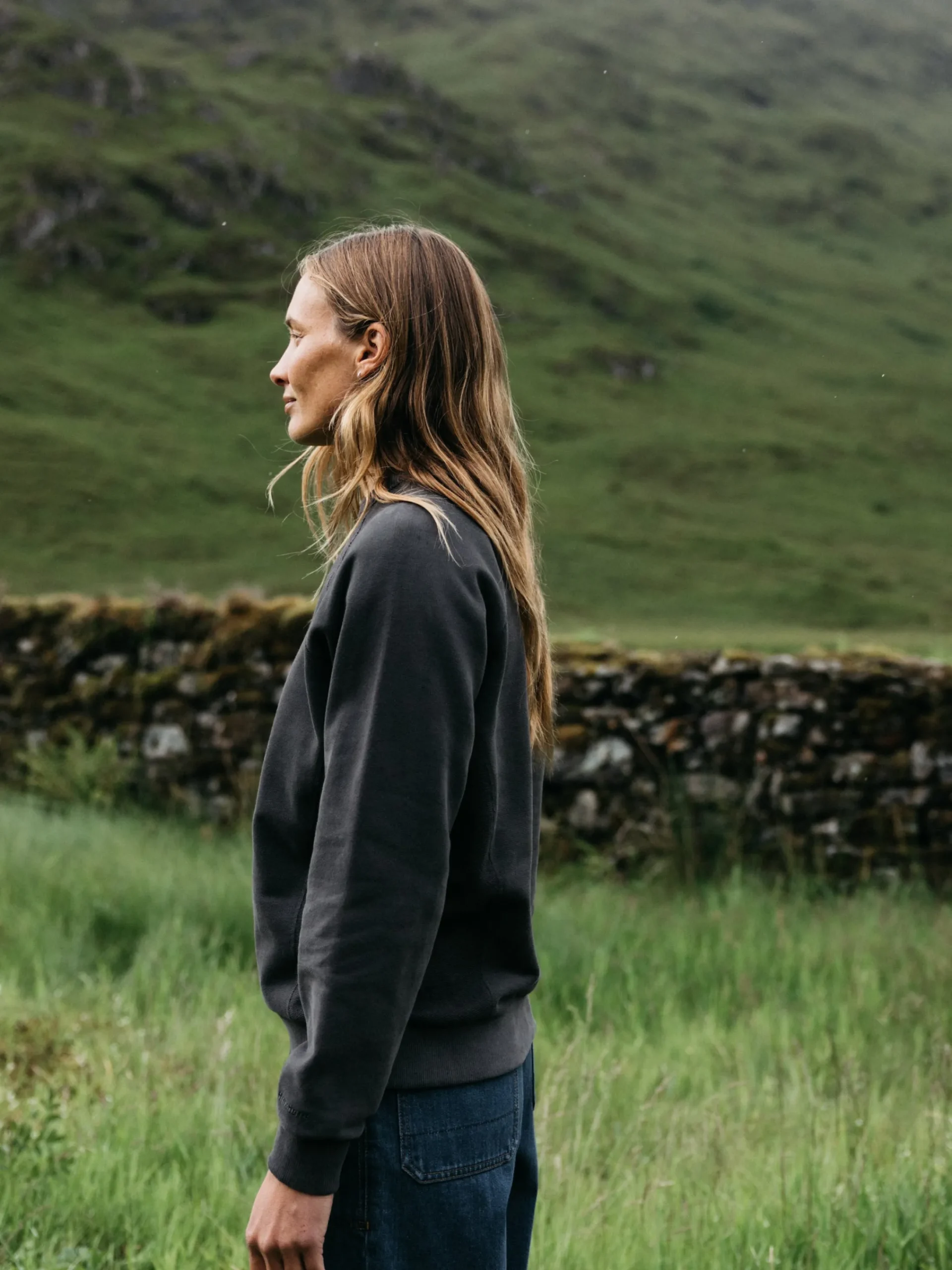Shop Finisterre Women's Serpentine Sweatshirt RavenBlack